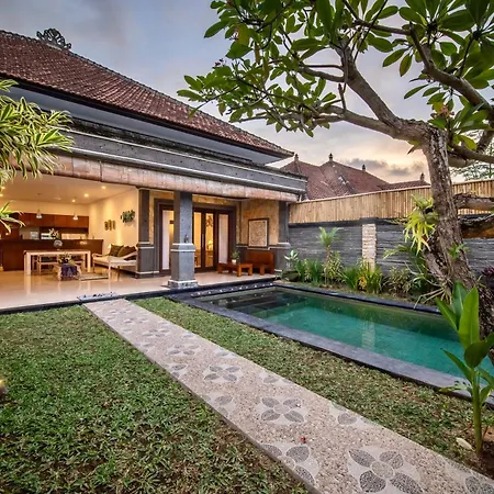 Bens Tunjung Villa Two-Bedroom With Private Pool Kuta Seminyak  Exterior photo