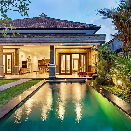 Bens Tunjung Villa Two-Bedroom With Private Pool Kuta Seminyak  Exterior photo