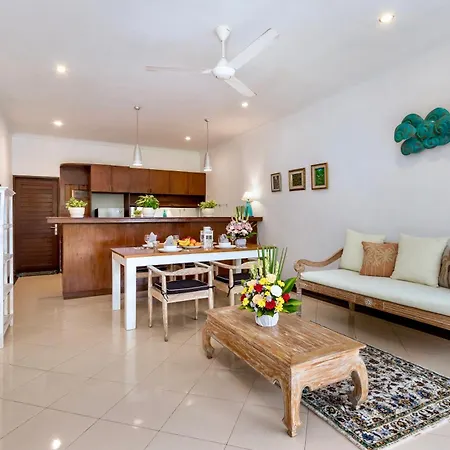 Bens Tunjung Villa Two-Bedroom With Private Pool Kuta Seminyak  Exterior photo
